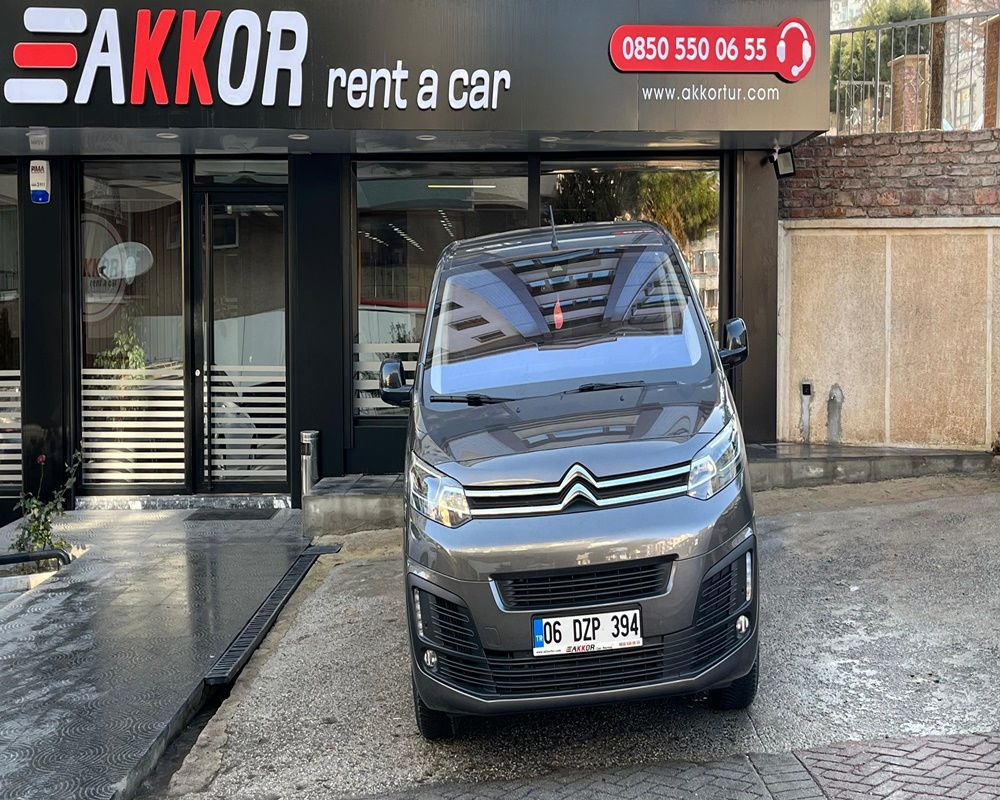 8+1 araç kiralama